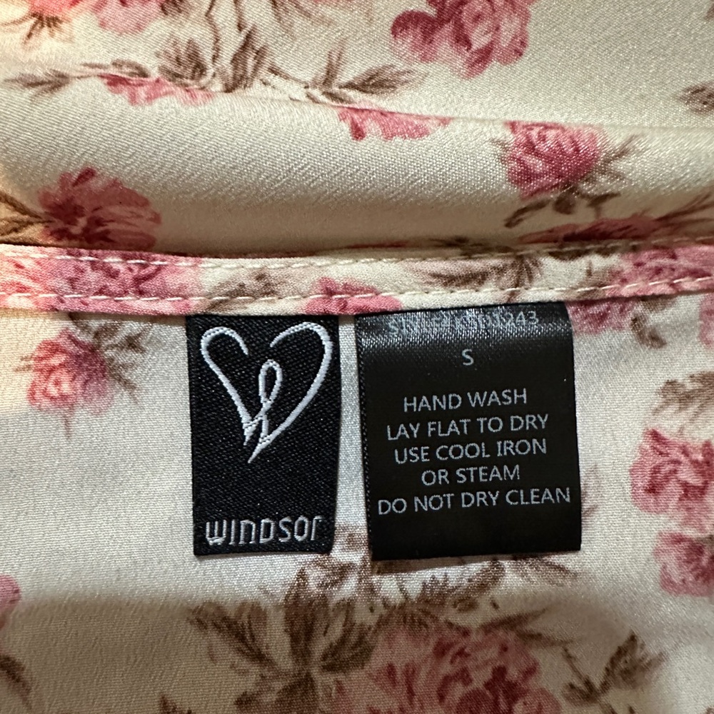 Windsor Thin Cropped Pink Roses Corset Top With Bra Cups Front Hooks Small - Picture 15 of 16